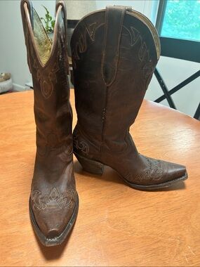 Cavender’s Dark Brown Cowboy Boots